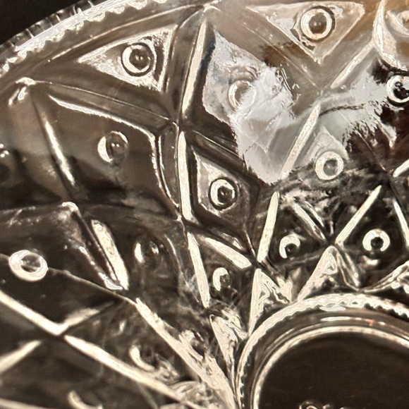 Avon Crystal Basket with Gold Handle - Picture 9 of 9